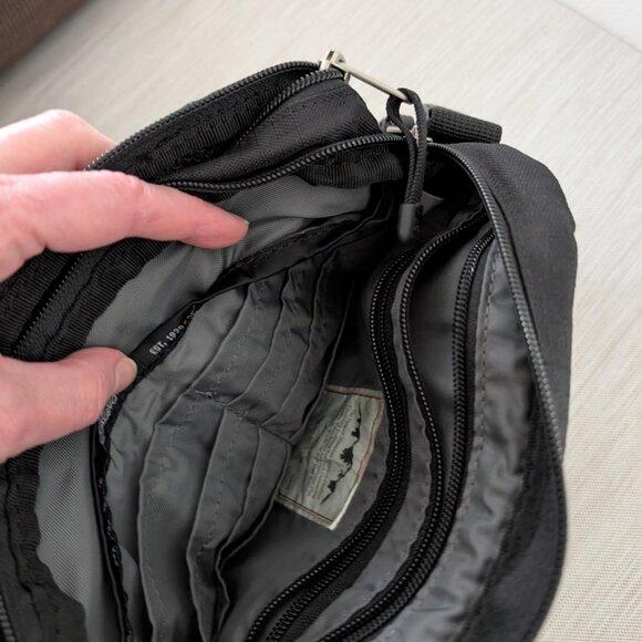 Eddie Bauer Bag Combined Shoulder and Waist Bag without Strap - Never Used - Picture 3 of 8